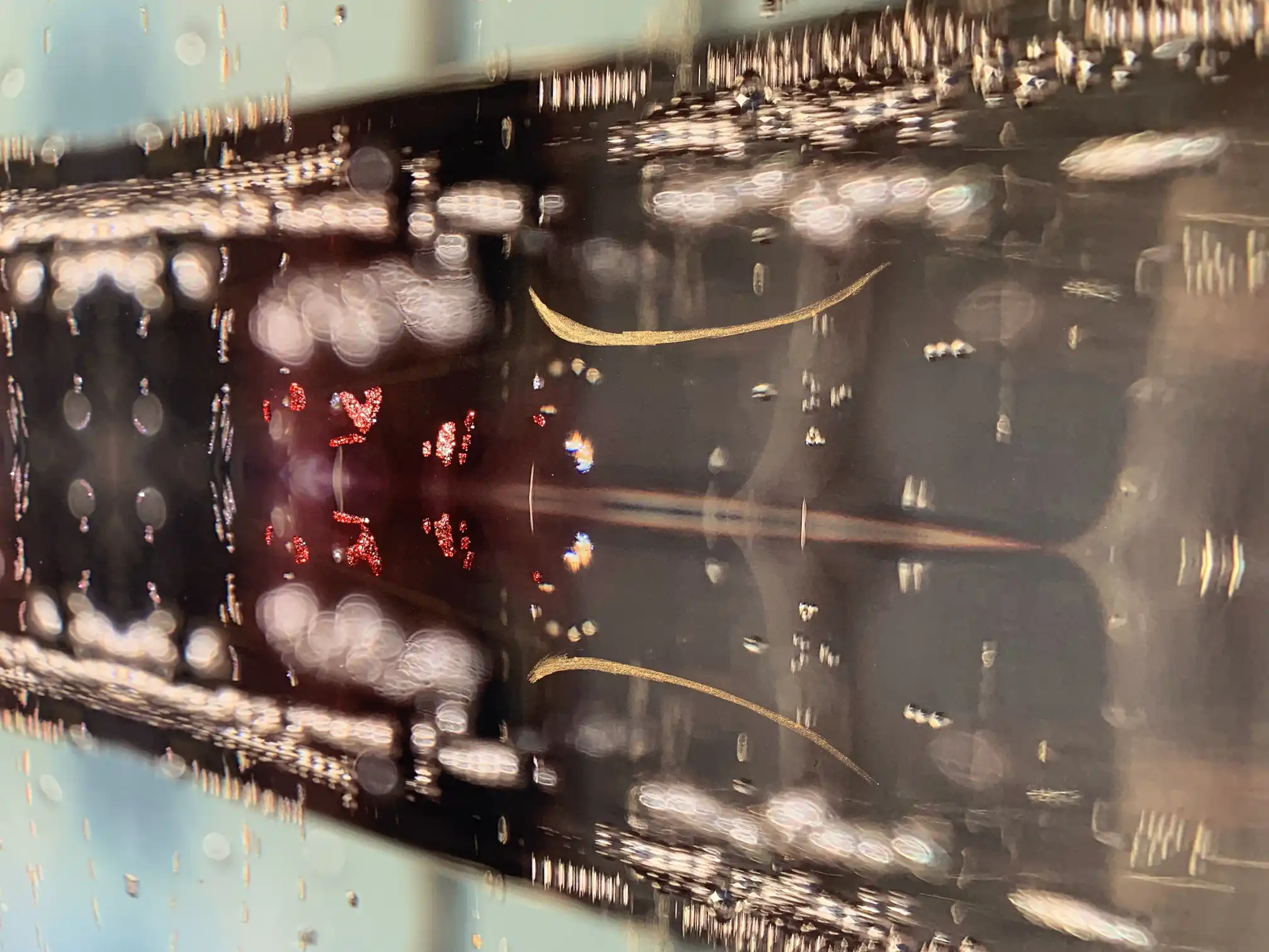 Dettaglo Happy Champagne