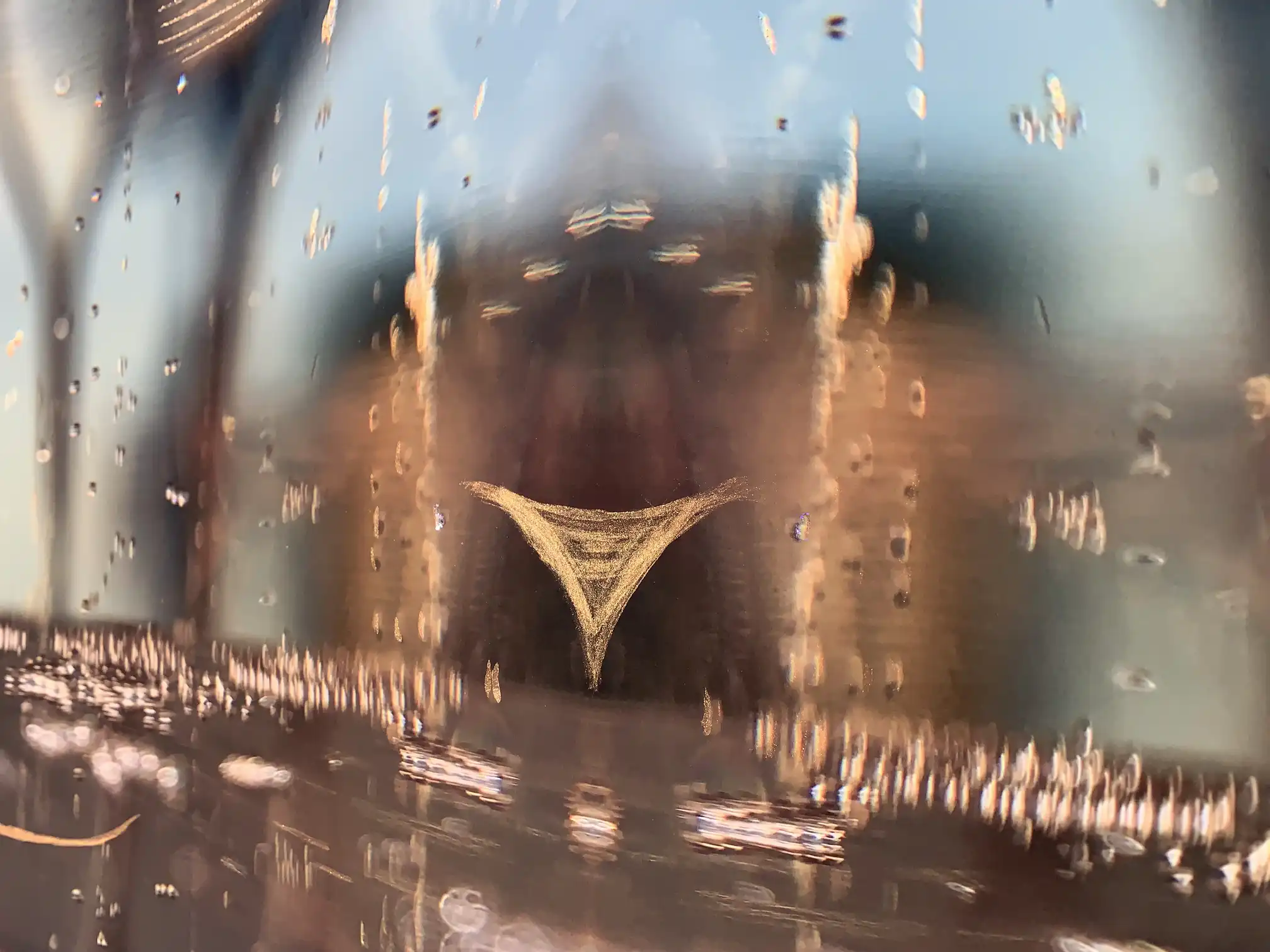 Dettaglo Happy Champagne