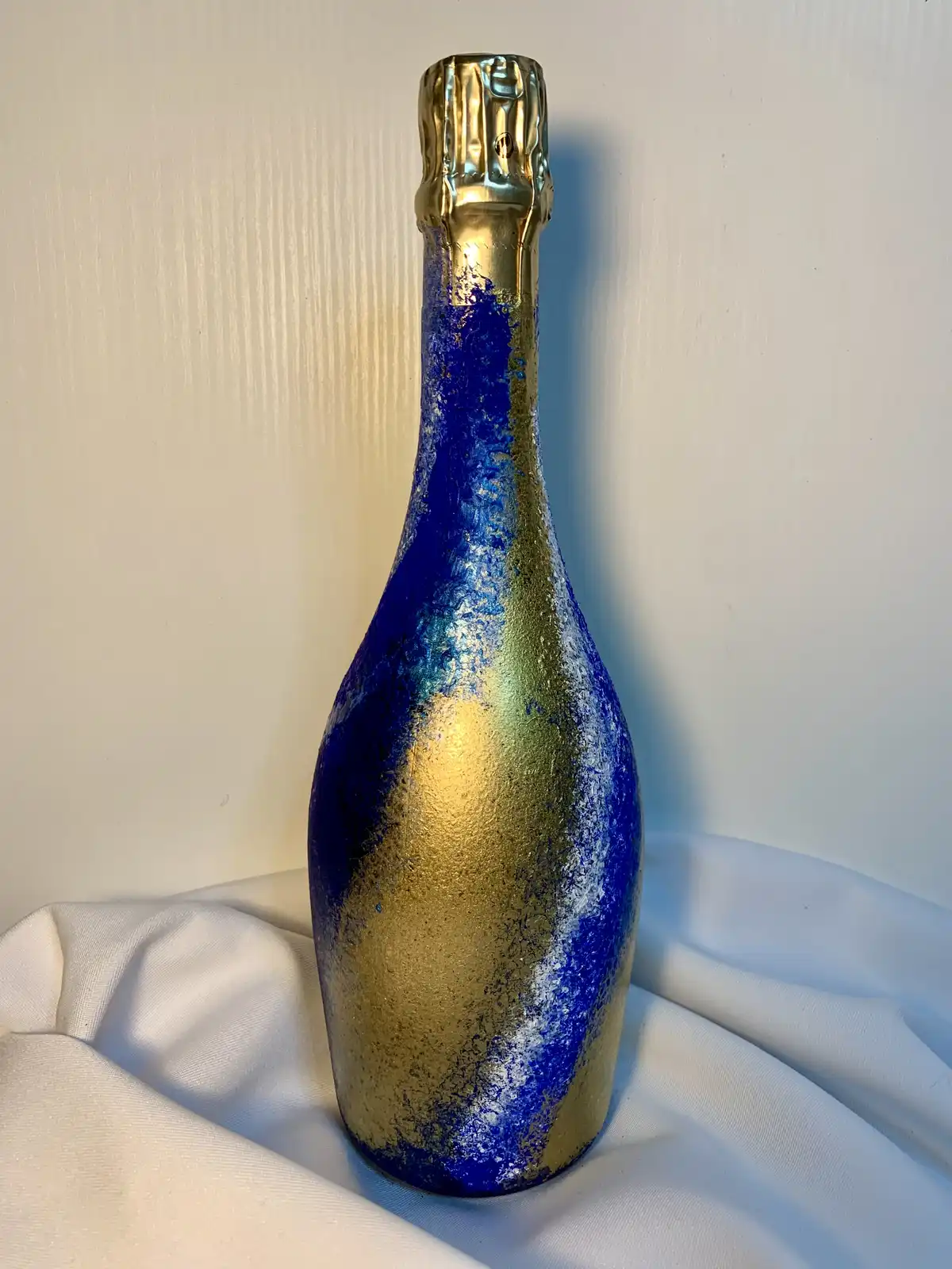 Bottiglia astratta blu - oro 