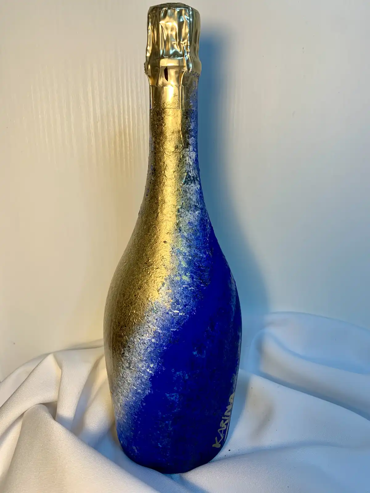 Bottiglia astratta blu - oro 