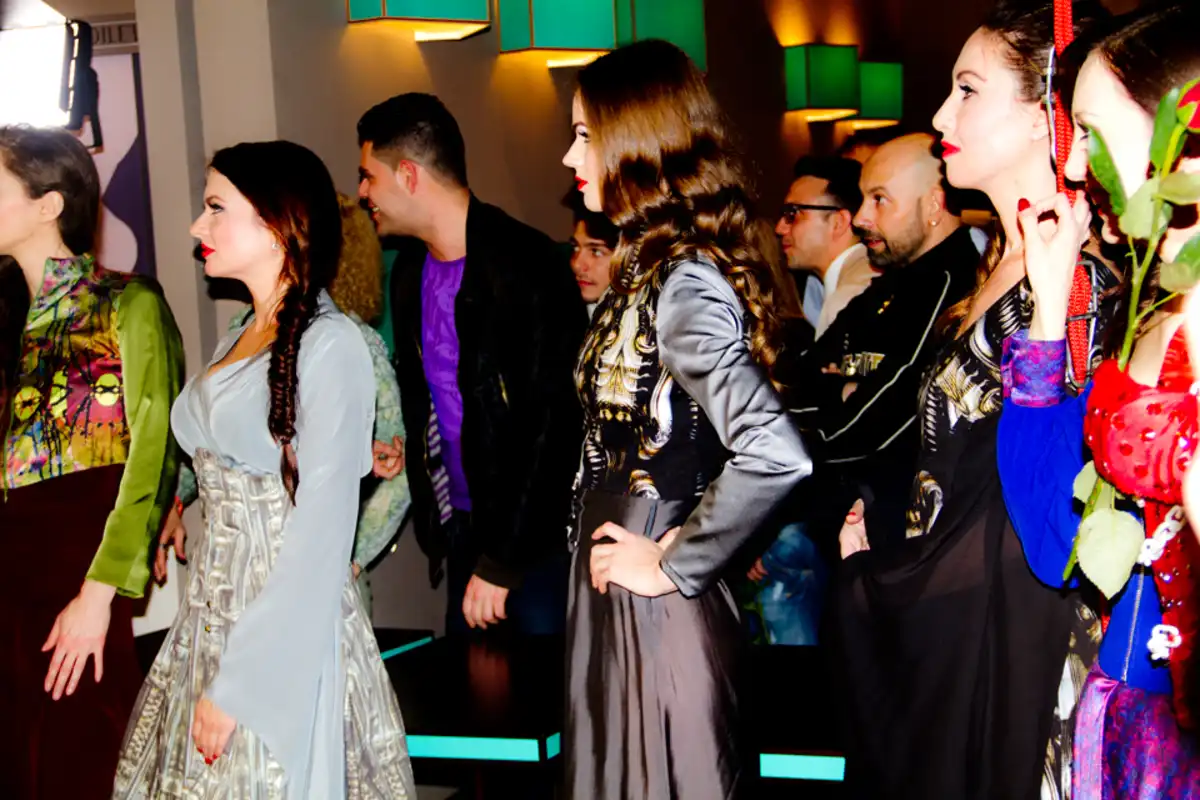 Bottiglia astratta blu - oro 