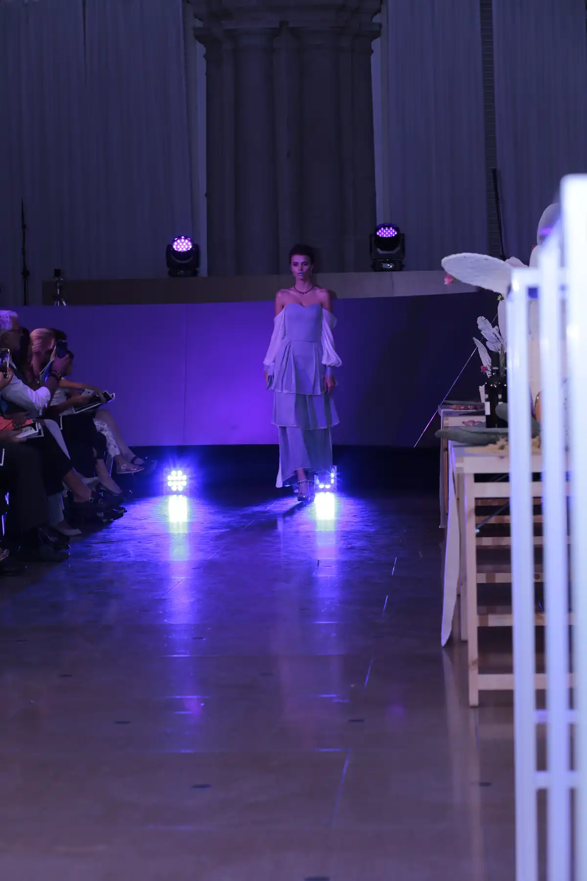 Bottiglia astratta blu - oro 